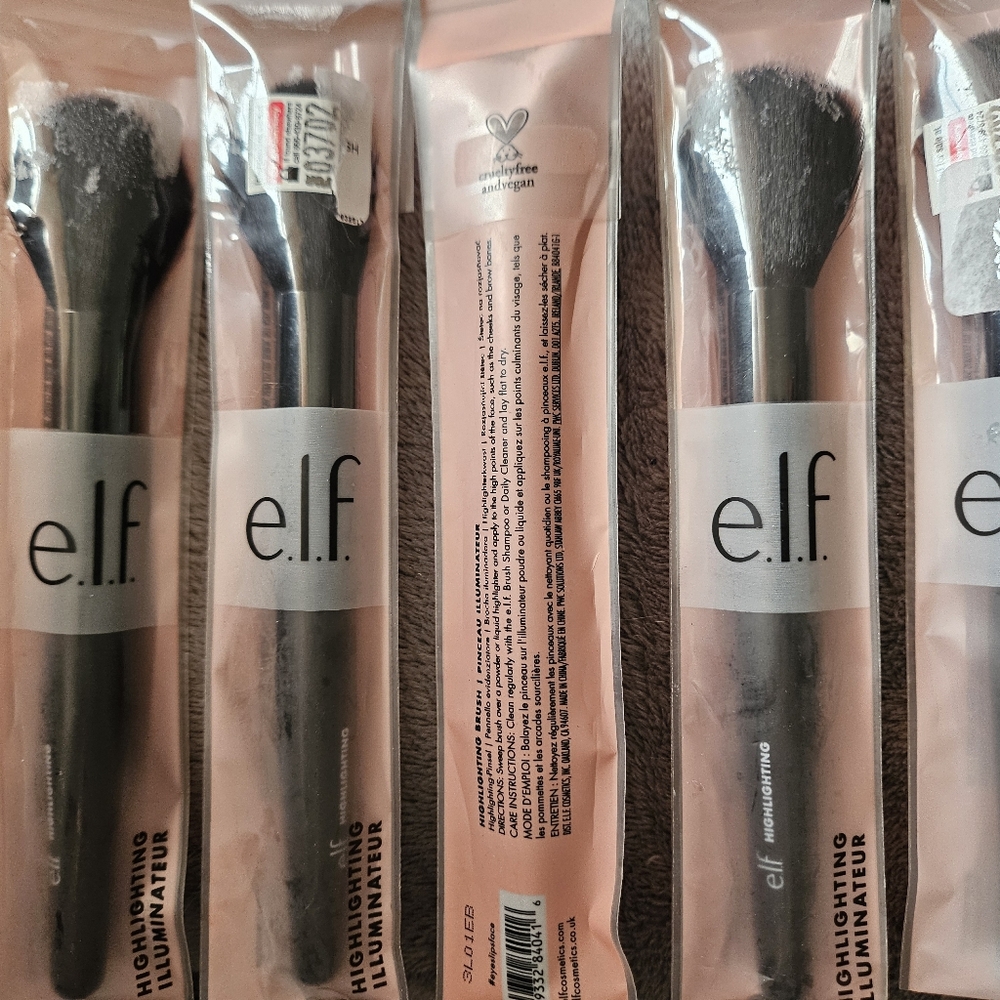 ELF Highlighting Brush Collection - Black